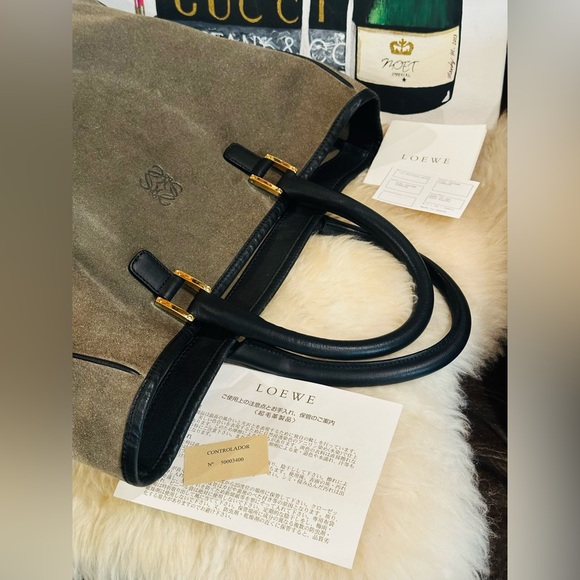 💎 LOEWE TOTE BAG w/ POUCH COWHIDE LEATHER SIZE H 14.74 X L 14” Drop 5.5” - Picture 11 of 13